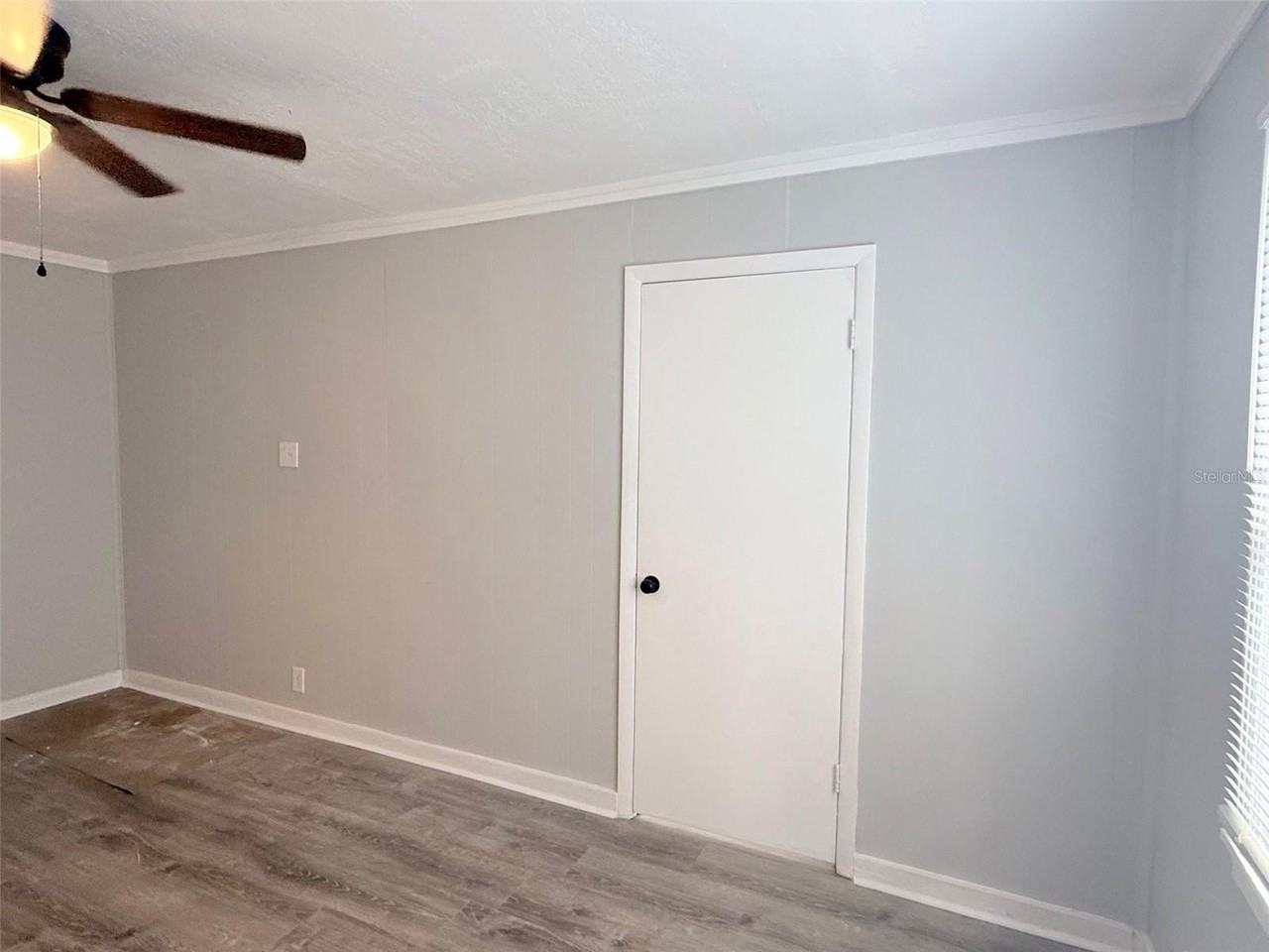 776 27th Ave N - Photo 5 of 18