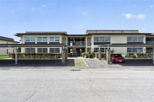 featured image of 4758 Jasper Dr #104