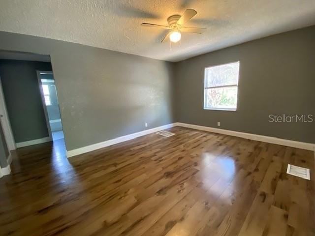 2511 10th Ave S - Photo 5 of 16