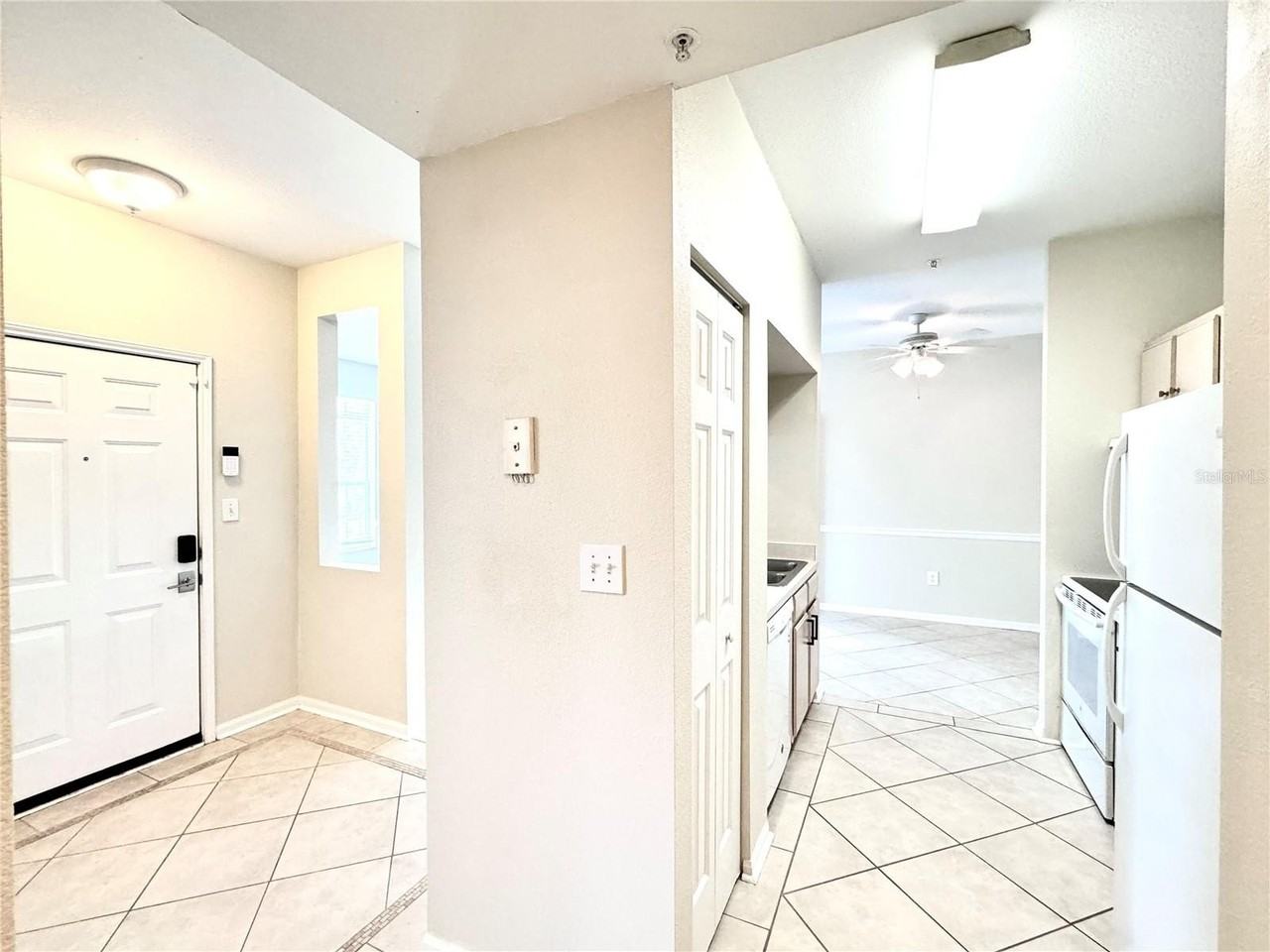 1238 S Missouri Ave #102 - Photo 4 of 39