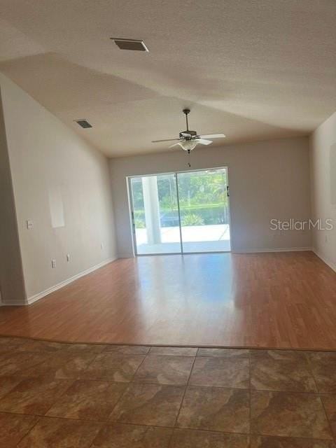 8144 Sanguinelli Rd - Photo 7 of 18