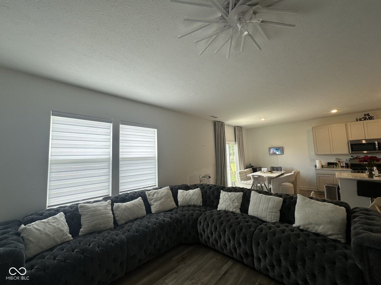 5730 Fire Opal Way - Photo 6 of 43