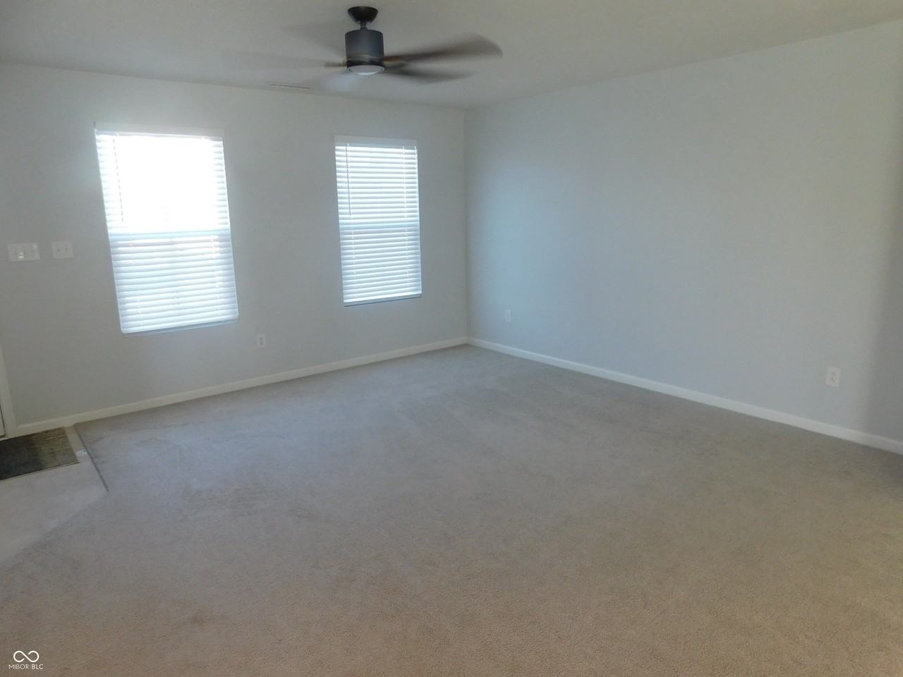 204 Dietz Dr - Photo 5 of 19