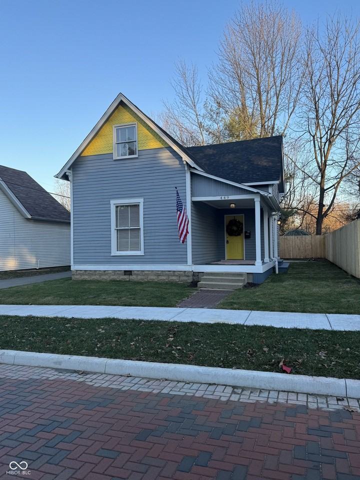 449 Yandes St - Photo 3 of 45