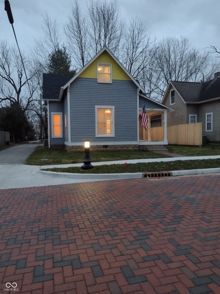 449 Yandes St - Photo 6 of 45