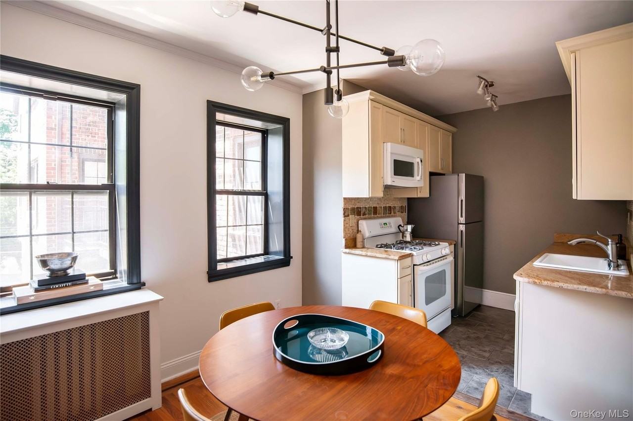 23 Old Mamaroneck Rd #4C - Photo 4 of 10