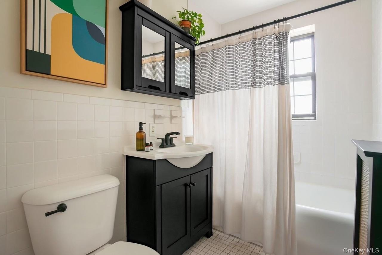 23 Old Mamaroneck Rd #4C - Photo 7 of 10