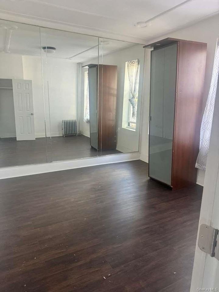 317 E 96th St #2R - Photo 3 of 16