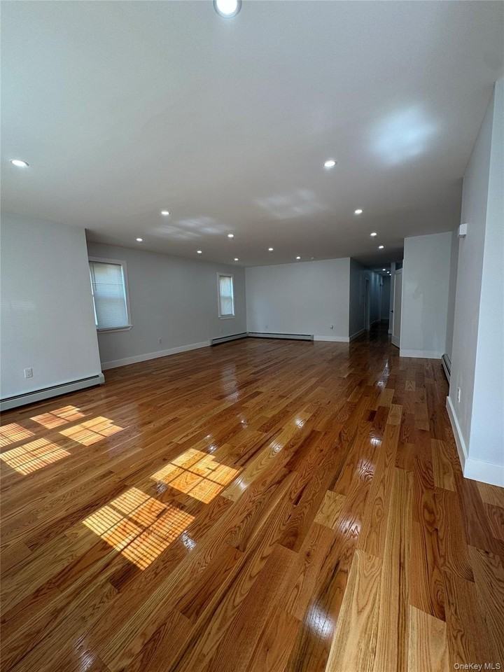 10215 215th St #1stFL - Photo 2 of 10