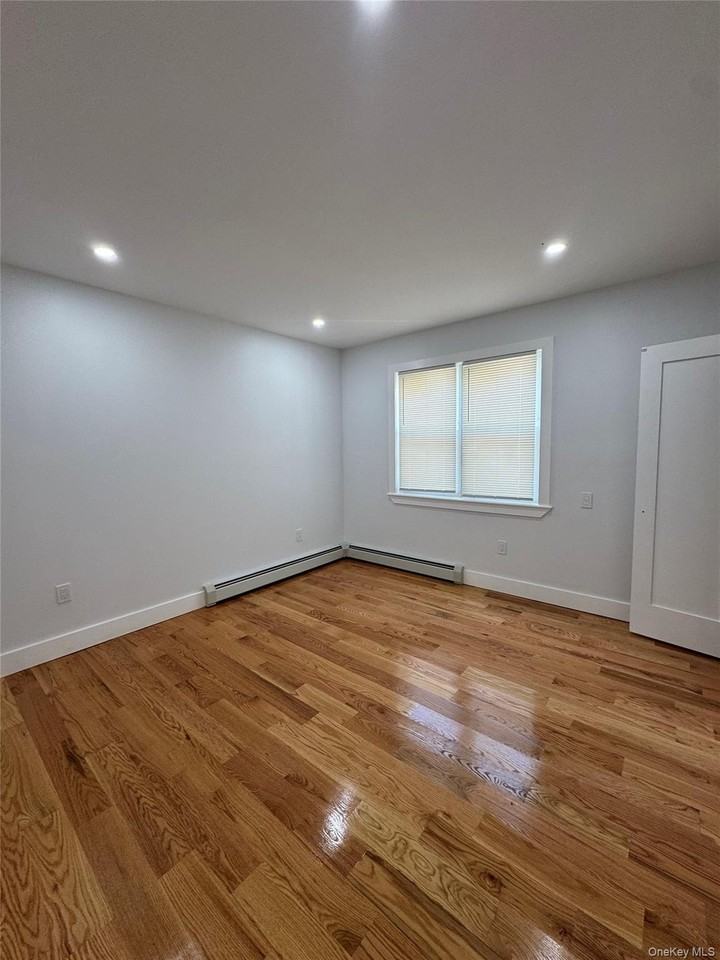 10215 215th St #1stFL - Photo 6 of 10