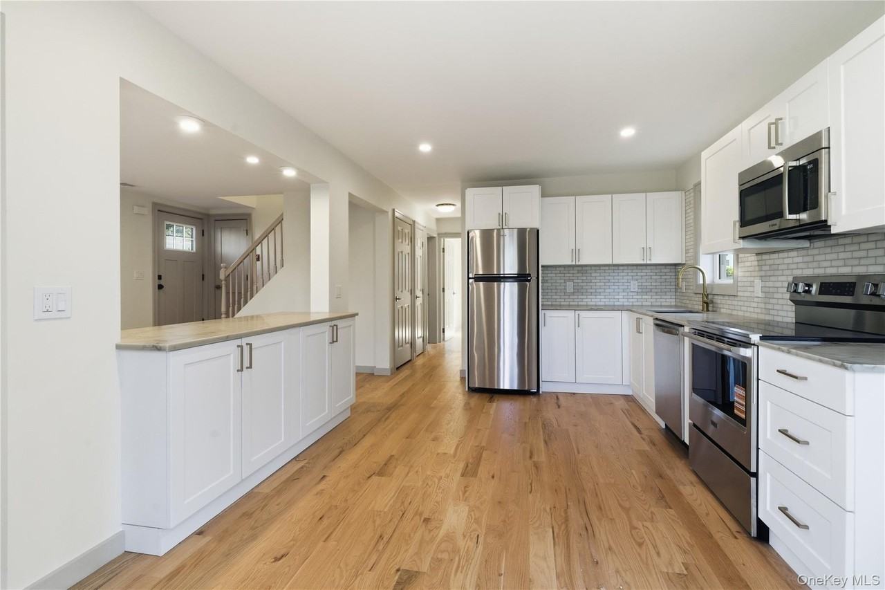 336 2nd St - Photo 5 of 6