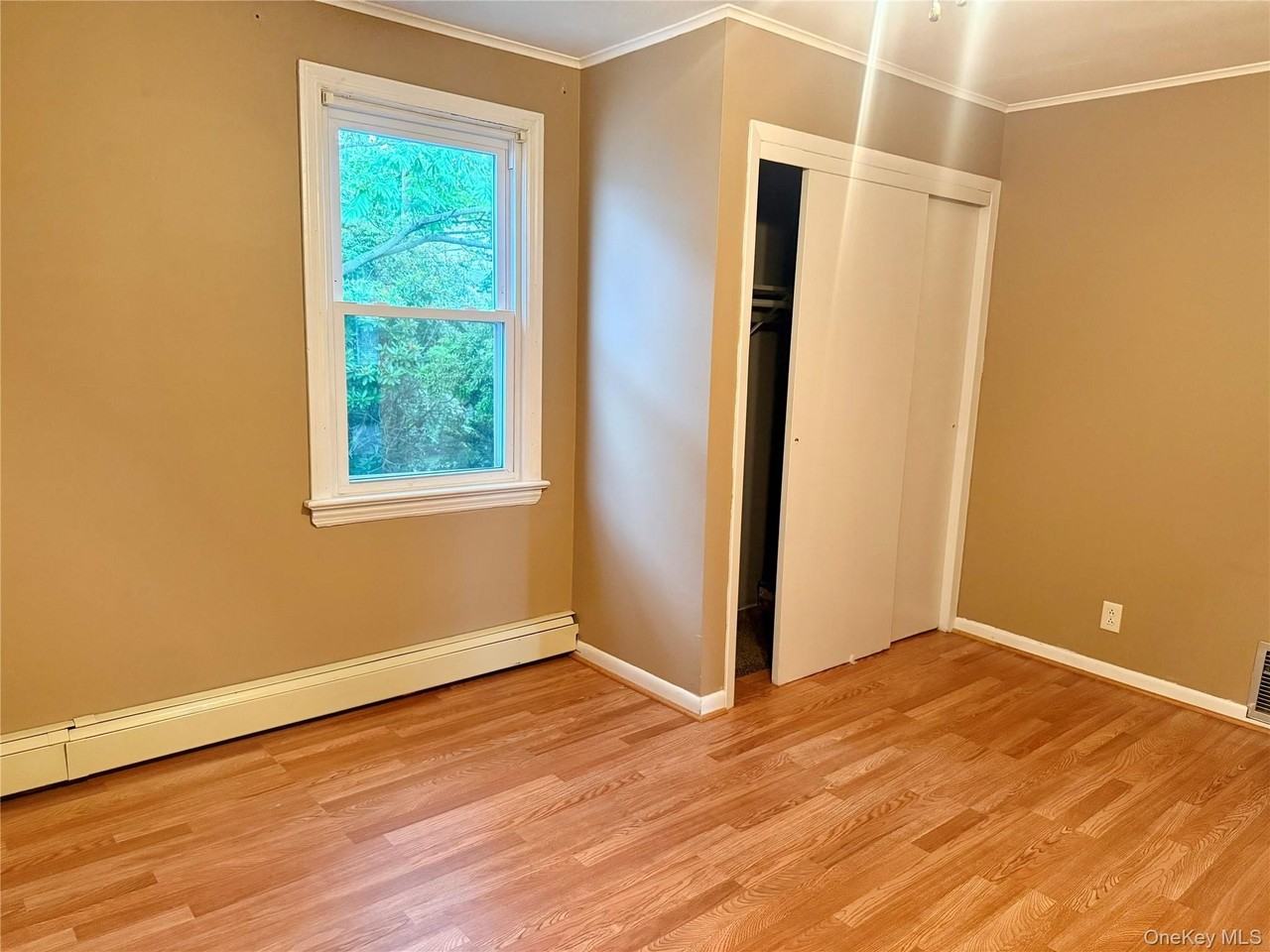 1777 Stone Ave - Photo 7 of 15