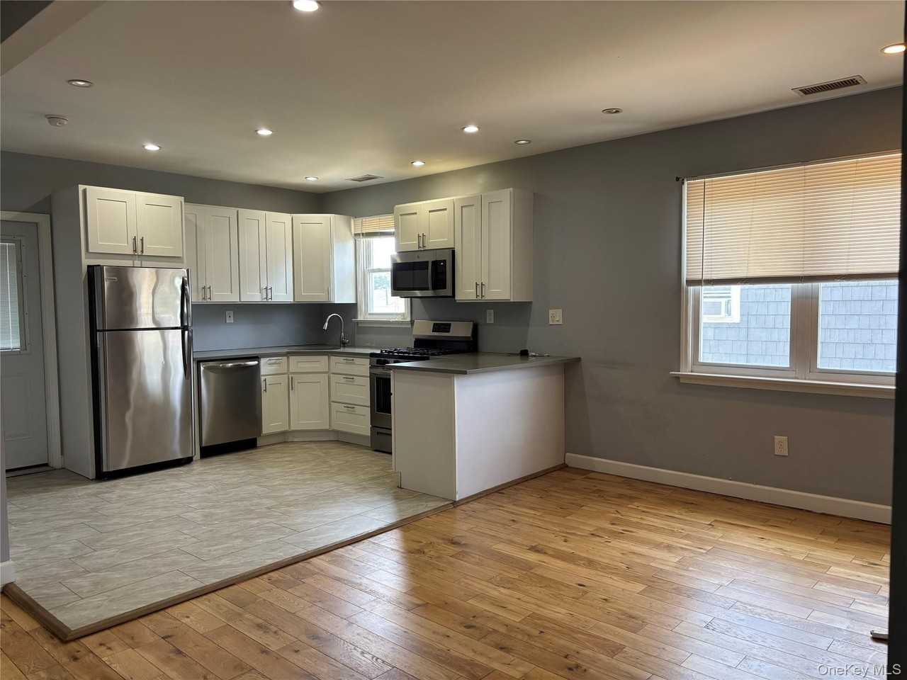 6 Florence St #2W - Photo 3 of 9