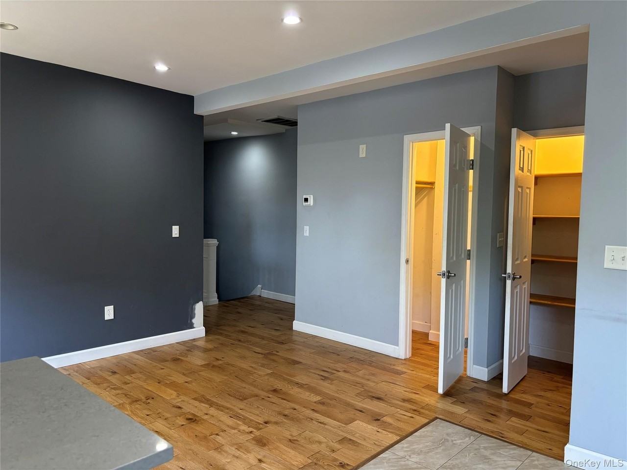 6 Florence St #2W - Photo 4 of 9