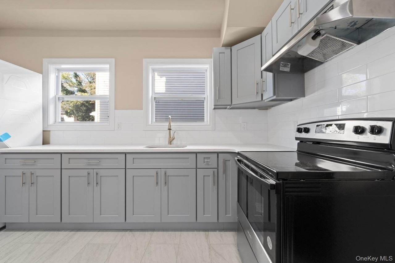 460 S 6th Ave #1 - Photo 7 of 21