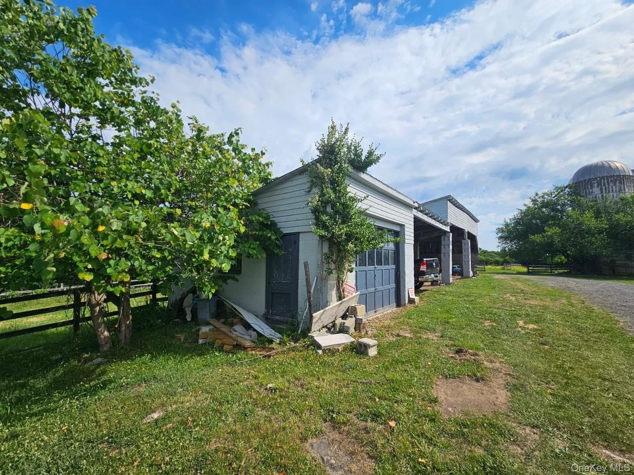 28 Pilgrim Corners Rd - Photo 2 of 12