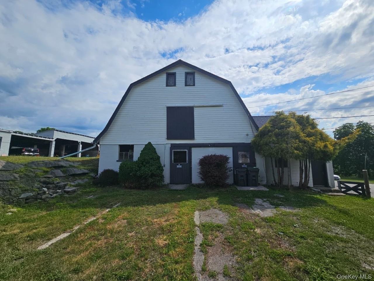 28 Pilgrim Corners Rd - Photo 3 of 12