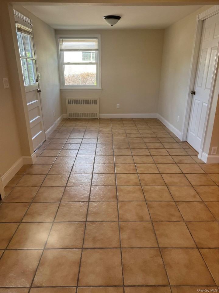 1 Alexine Ave - Photo 4 of 8