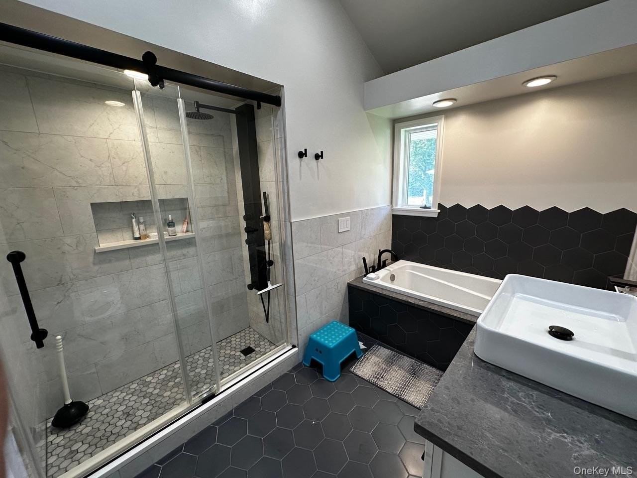 26 Canterbury Rd - Photo 7 of 19