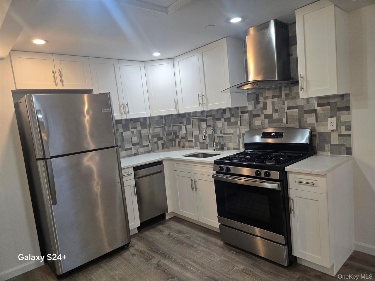 21410 15th Ave #2E - Photo 5 of 14