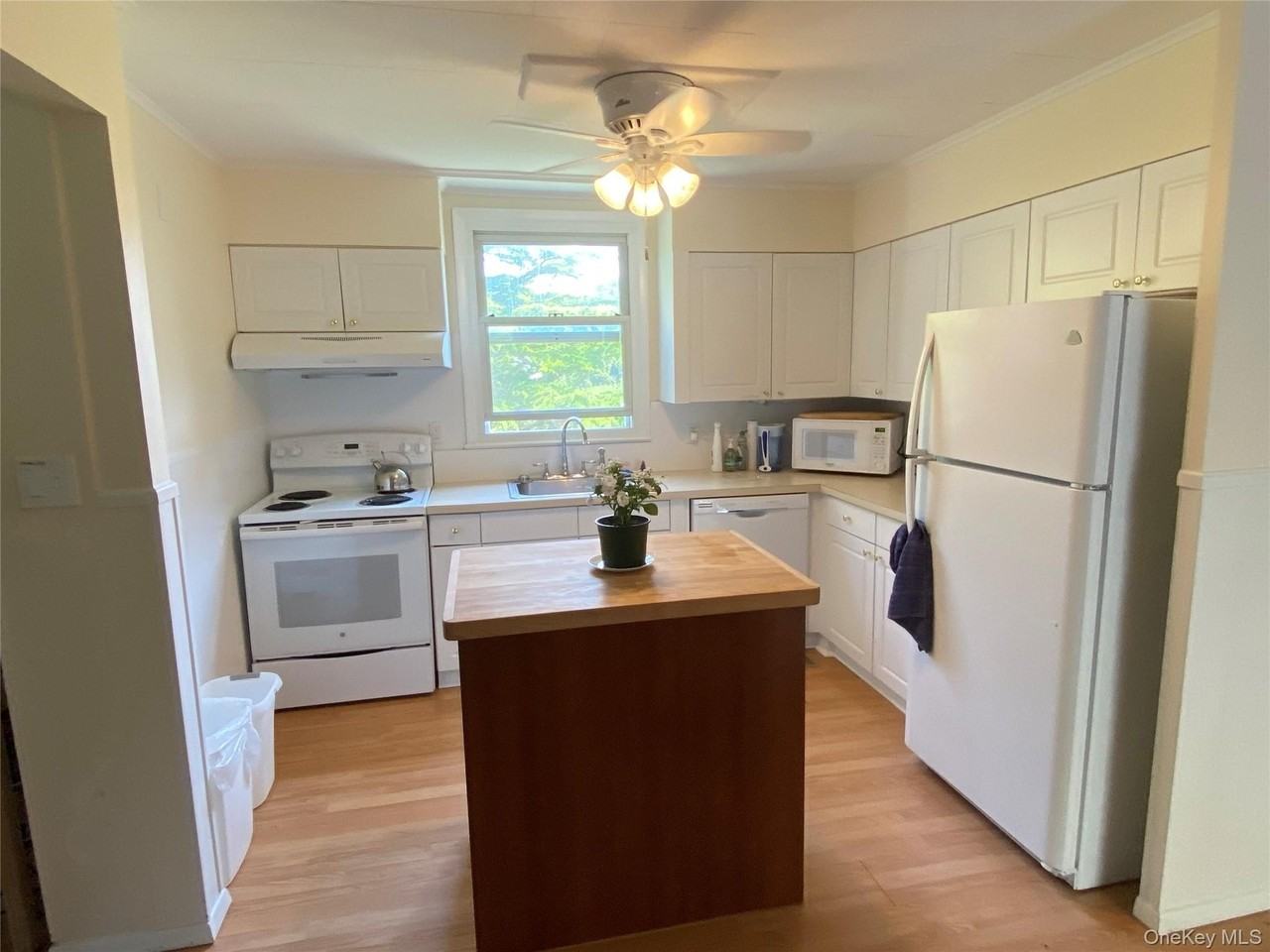 2380 S Harbor Rd - Photo 7 of 13