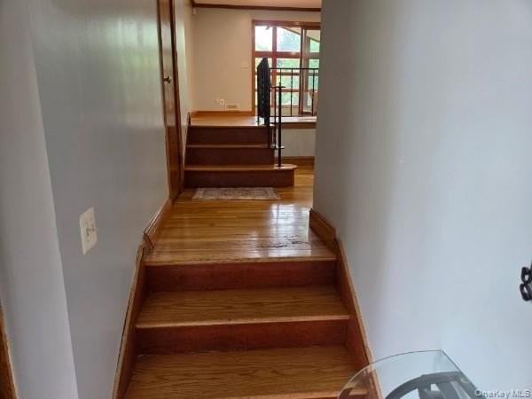 35 W Allison Ave - Photo 4 of 39