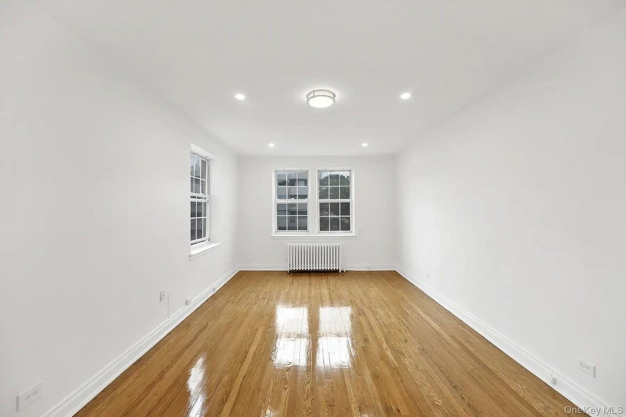 1 Ash Pl #2K - Photo 6 of 12