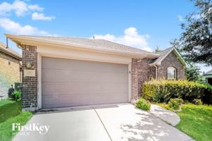 featured image of 1521 Toucan Dr