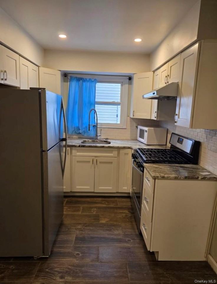179 Dawson Cir - Photo 3 of 4