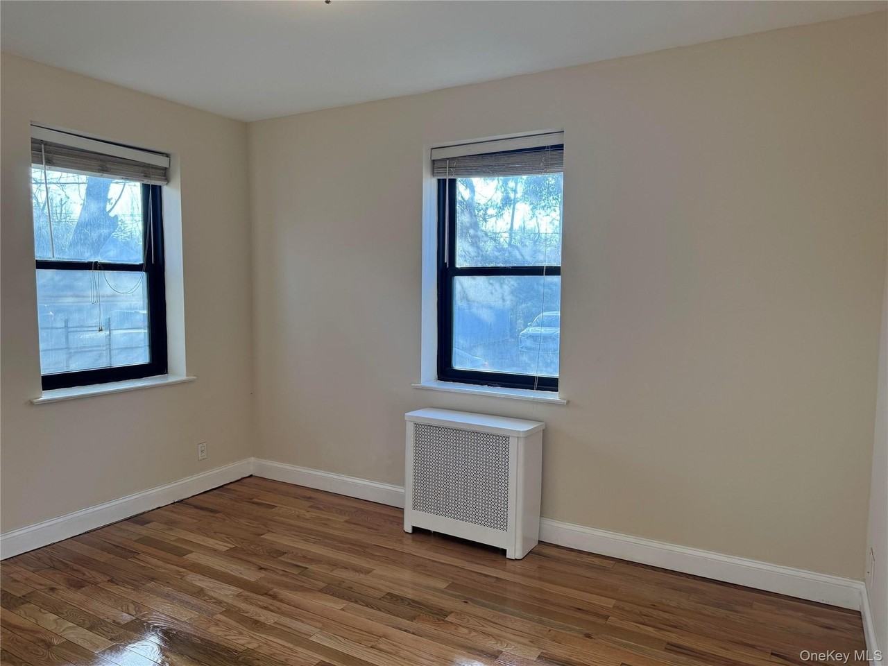 110 Stonelea Pl #1B - Photo 3 of 6