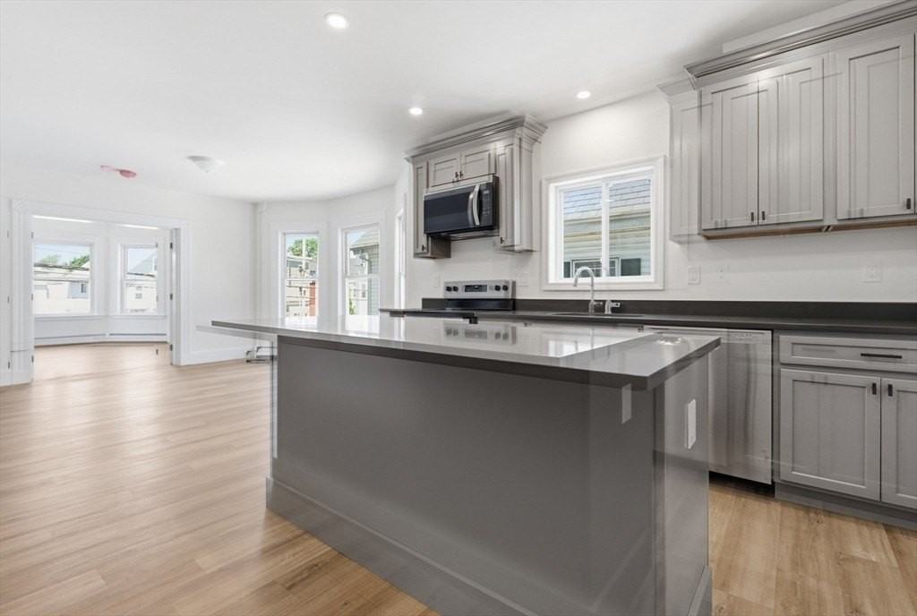 40 Concord Ave #1 - Photo 3 of 17