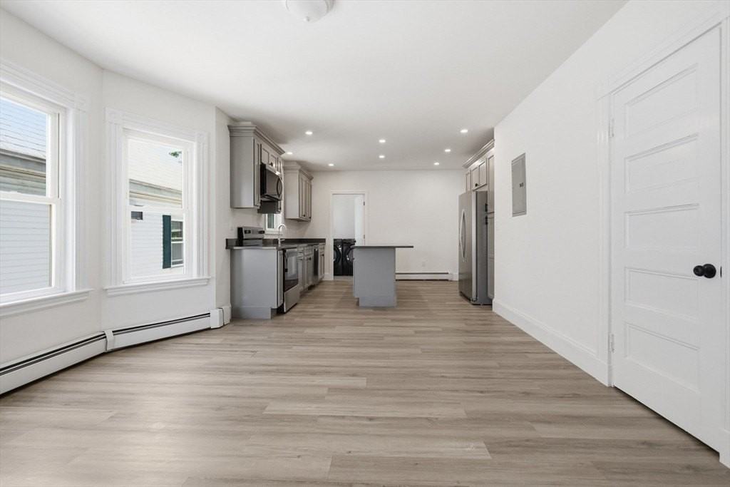 40 Concord Ave #1 - Photo 4 of 17