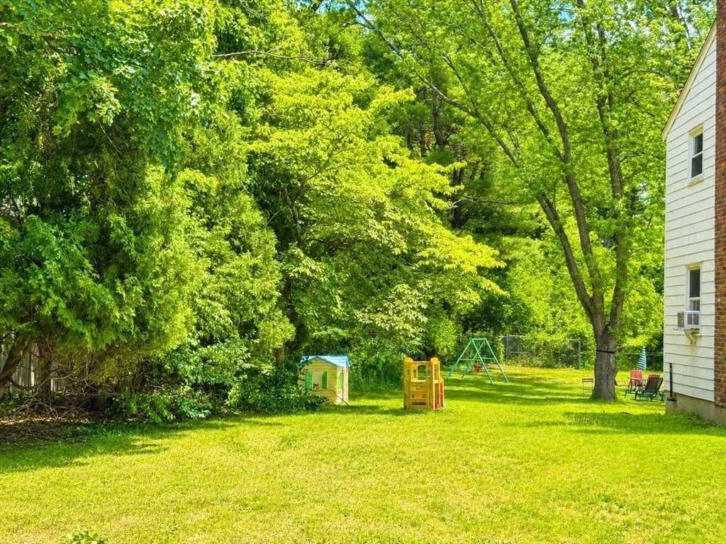 39 Anson Rd - Photo 2 of 30