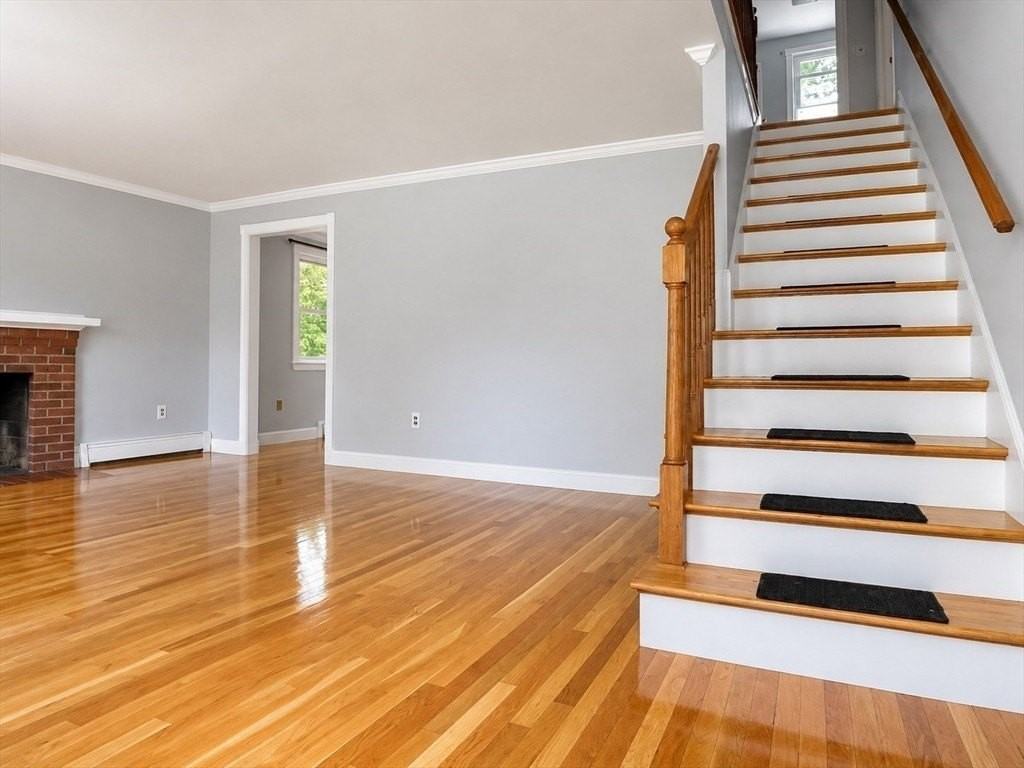 39 Anson Rd - Photo 4 of 30