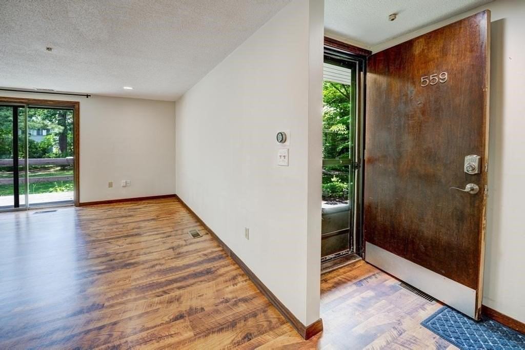 559 Great Elm Way #559 - Photo 6 of 41