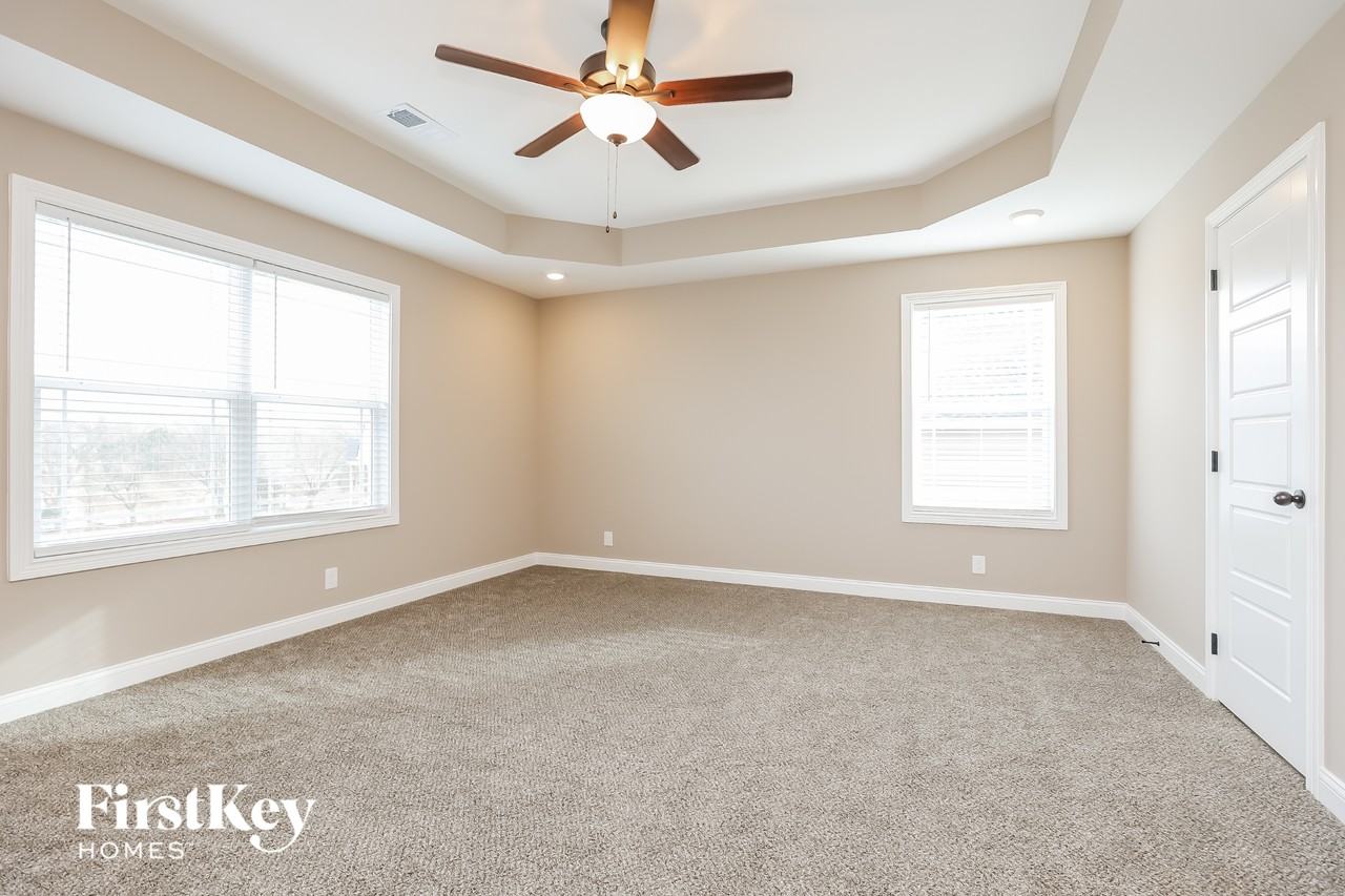 1065 Harrison Way - Photo 7 of 15