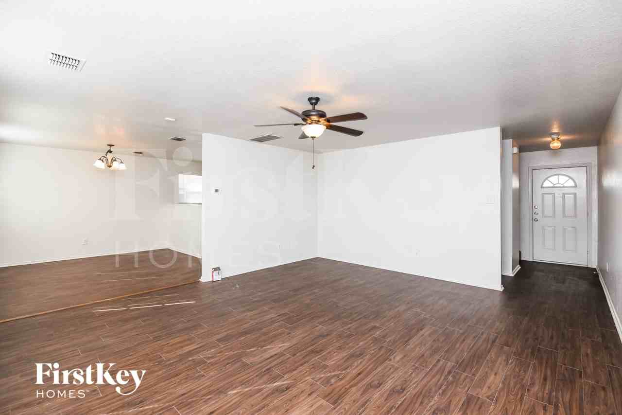 6624 Meadow Way Ln - Photo 2 of 16