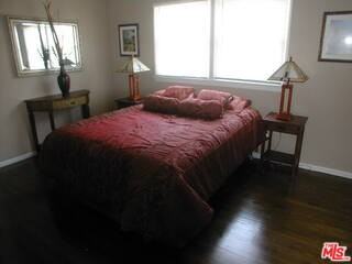 6040 Van Noord Ave - Photo 2 of 8
