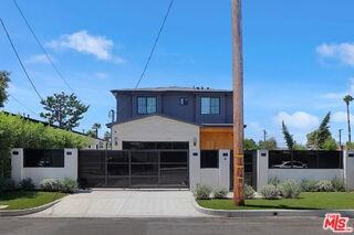 5917 Rhodes Ave - Photo 2 of 8