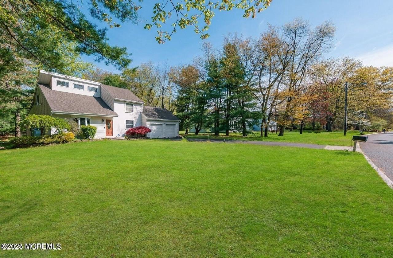 627 Eltone Road - Photo 5 of 29