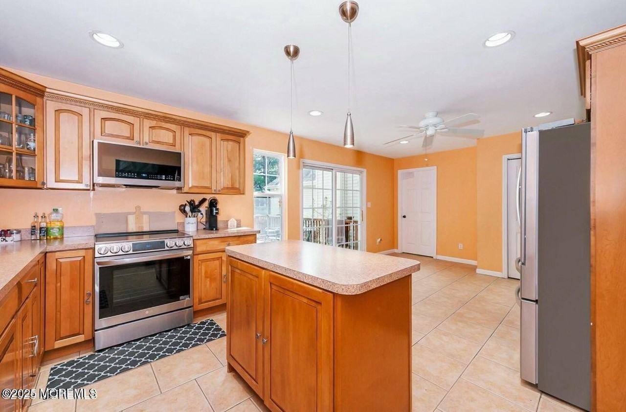 627 Eltone Road - Photo 6 of 29