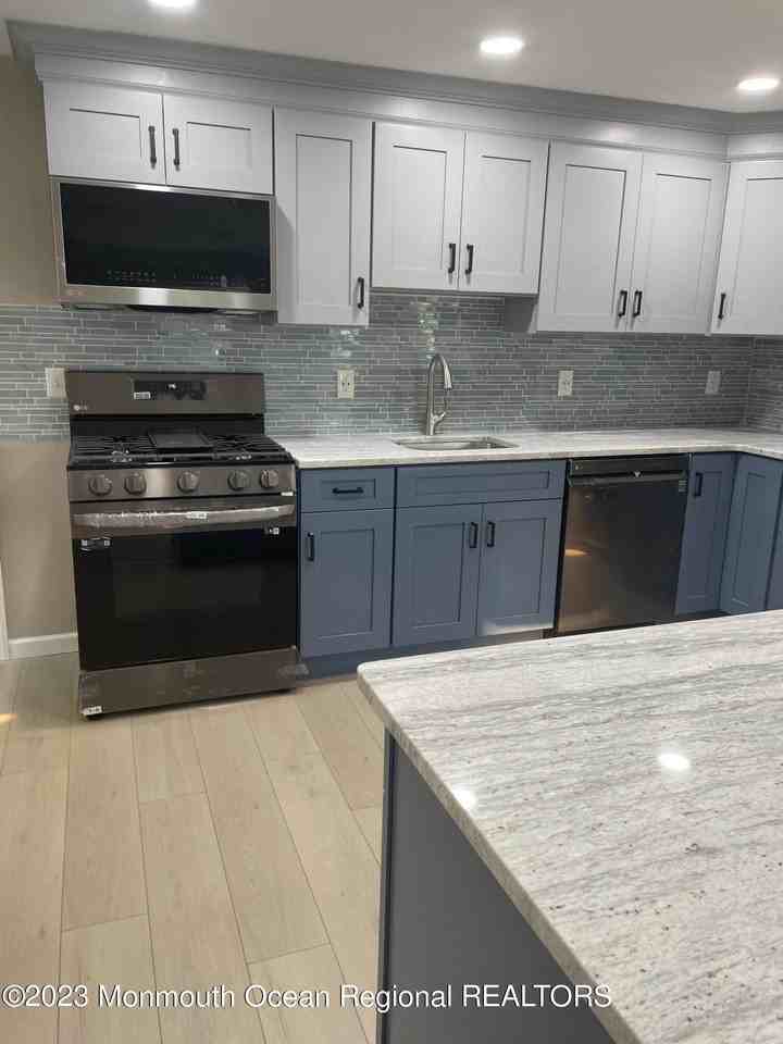 103 Pavilion Ave - Photo 3 of 19