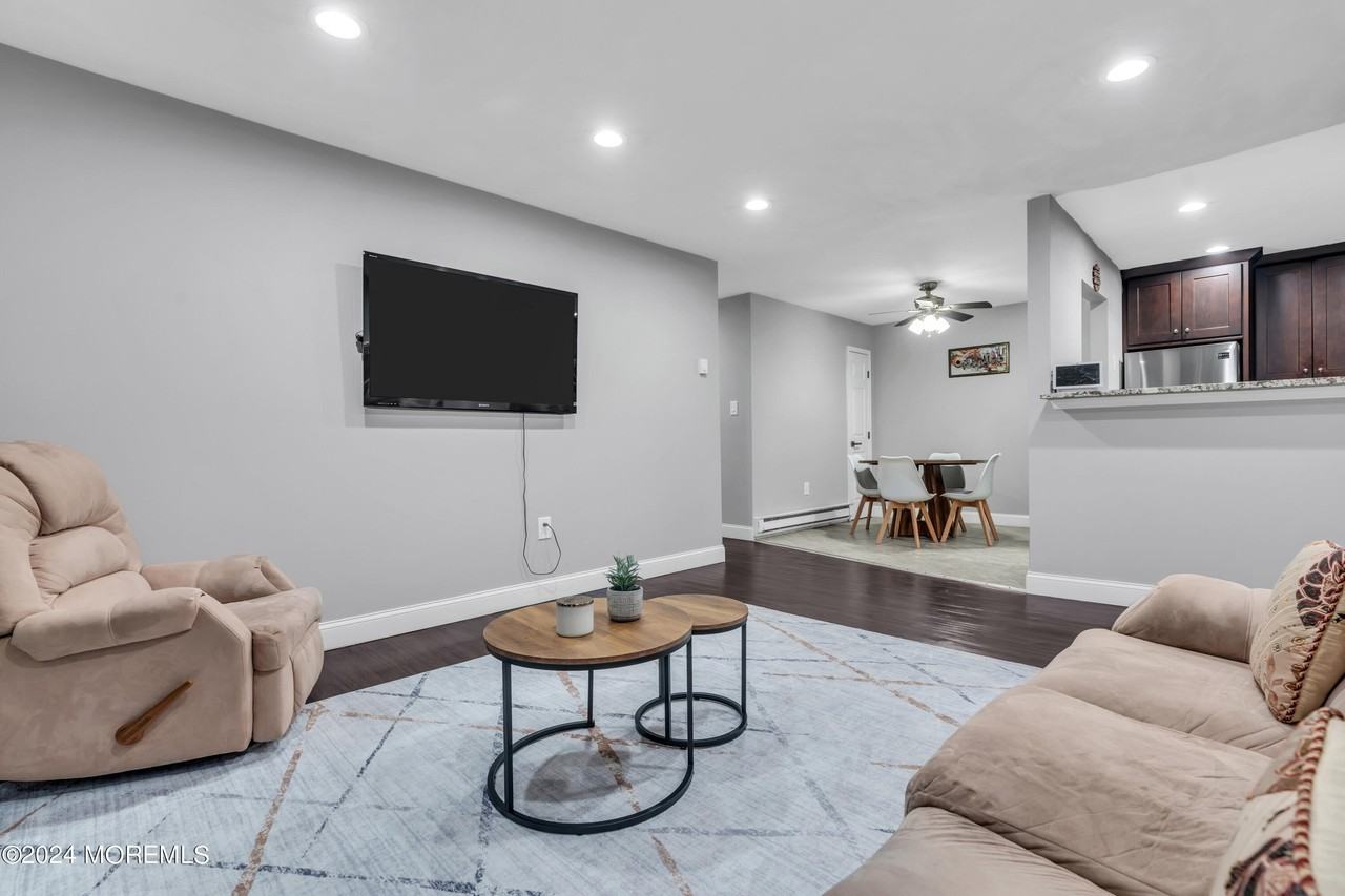 91 Arrowood Rd #B - Photo 6 of 12