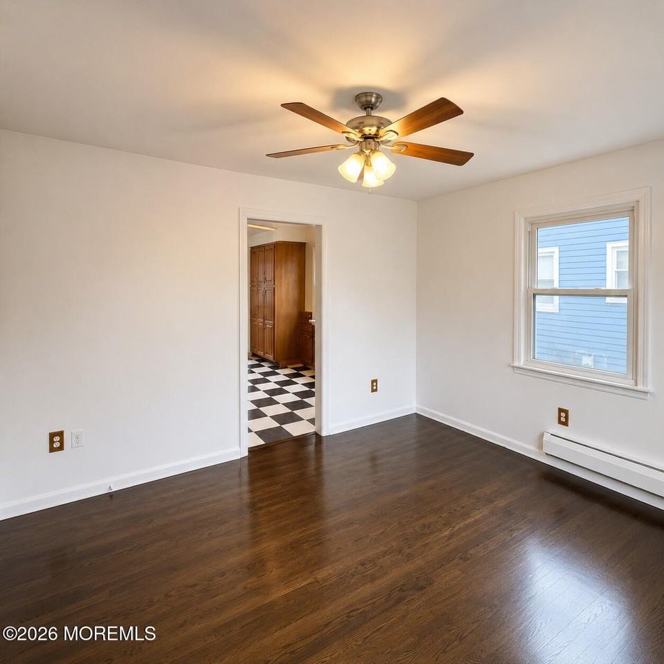 155 Highland Blvd - Photo 2 of 5