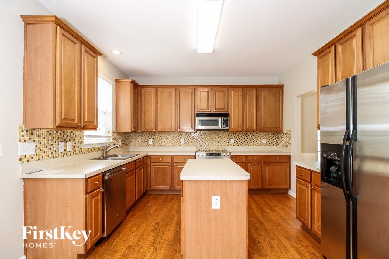 3702 Single Leaf Cir - Photo 5 of 15