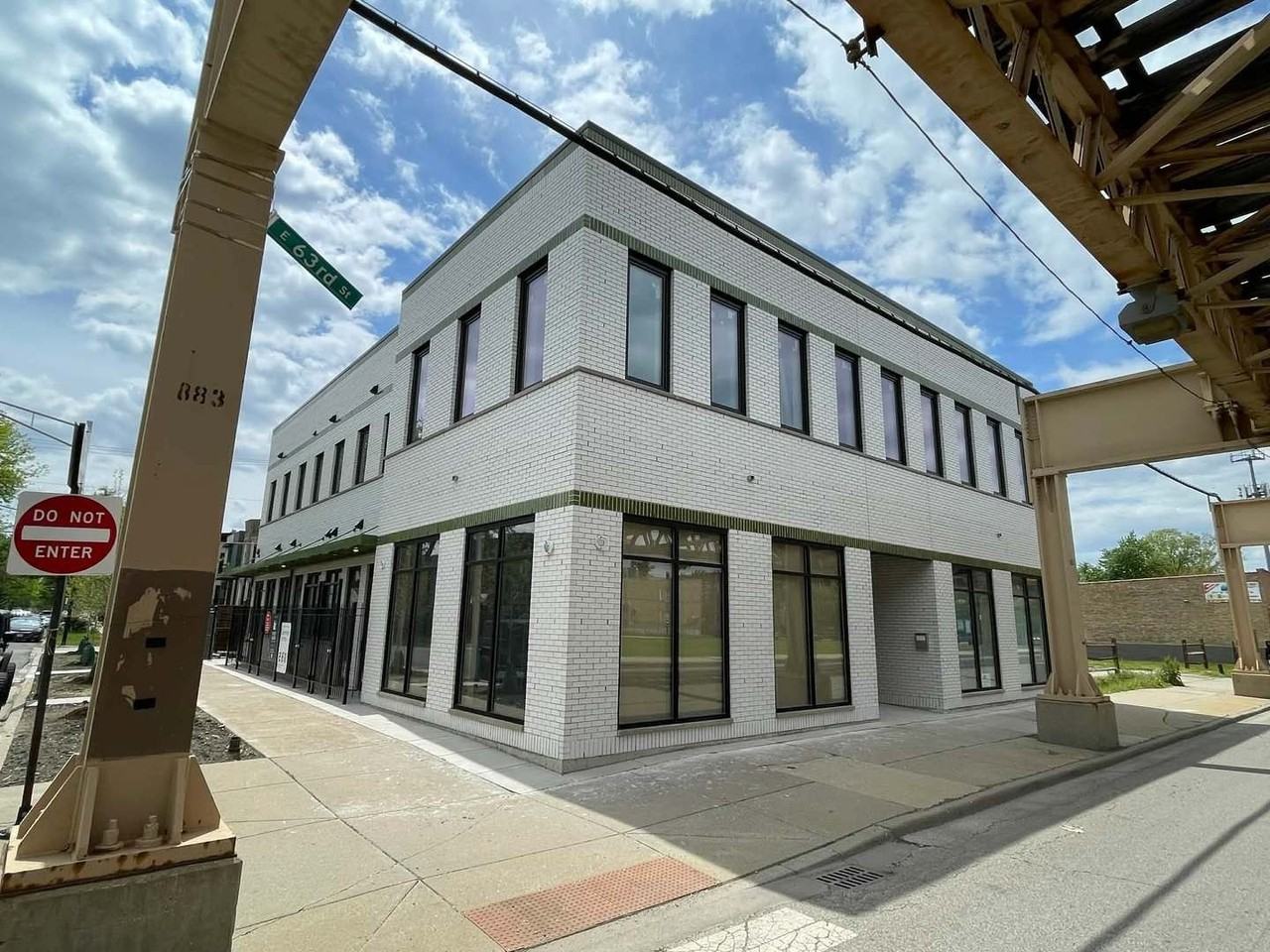 6302 S Champlain Ave #2N