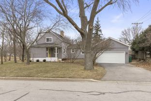 20 W Brown St - Photo 1 of 1