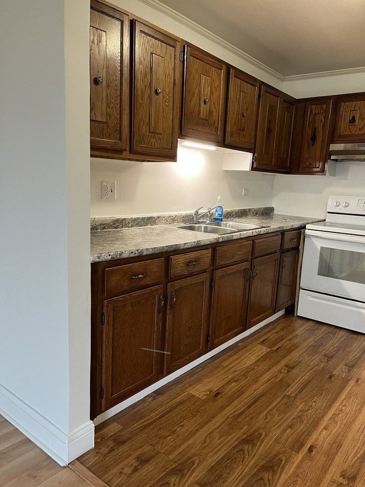 1535 Norway Ln #3A - Photo 7 of 19
