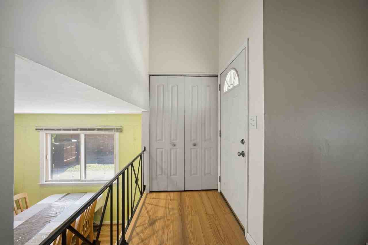 1142 Brighton Pl - Photo 2 of 29