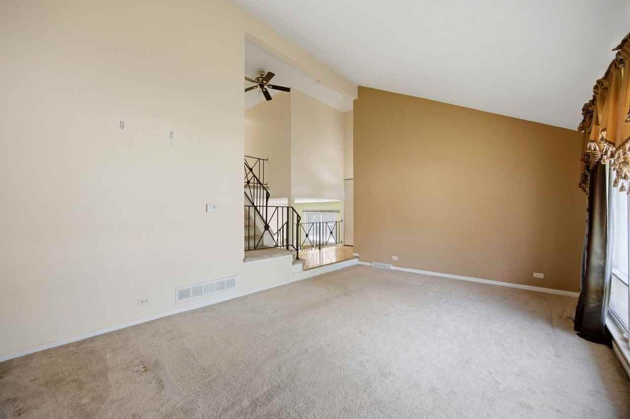 1142 Brighton Pl - Photo 4 of 29